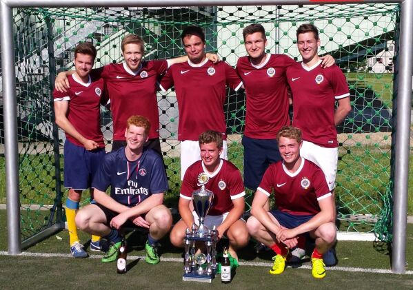 1.Platz Fb-Studentenliga SS 2016